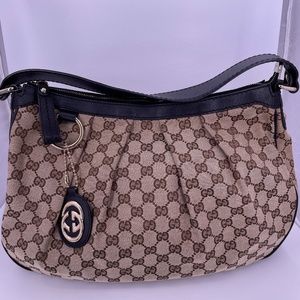Gucci Medium Sukey Hobo GG bag